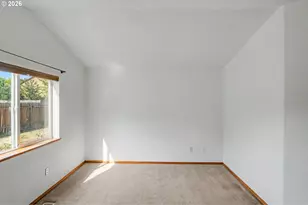 221 W Lincoln St, Carlton, OR 97111 - Photo 28