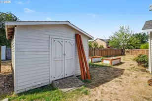 221 W Lincoln St, Carlton, OR 97111 - Photo 38