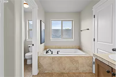 4035 SW Stephenson St, Portland, OR 97219 - Photo 28