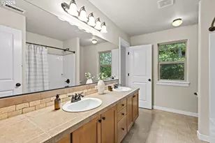 4035 SW Stephenson St, Portland, OR 97219 - Photo 38
