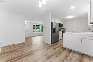 335 N 17th St, Saint Helens, OR 97051 - Photo 8