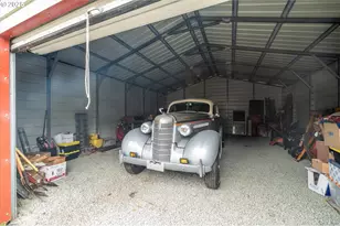 1404 Harris St, Myrtle Point, OR 97458 - Photo 12