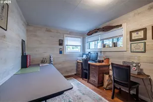 1404 Harris St, Myrtle Point, OR 97458 - Photo 24