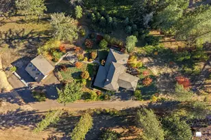 509 Jasmine Wy, Roseburg, OR 97471 - Photo 46