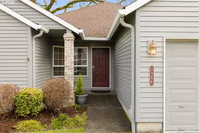 2366 NE Lindsey Dr, Hillsboro, OR 97124 - Photo 2