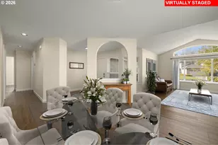 2366 NE Lindsey Dr, Hillsboro, OR 97124 - Photo 8