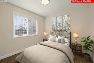 2366 NE Lindsey Dr, Hillsboro, OR 97124 - Photo 28