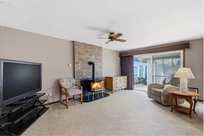 361 SW Nancy Ave, Gresham, OR 97030 - Photo 22