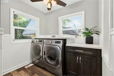 624 Church St, Woodburn, OR 97071 - Photo 12