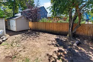 624 Church St, Woodburn, OR 97071 - Photo 28