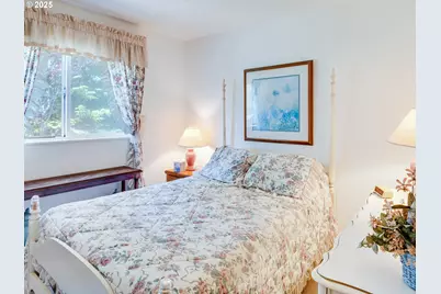 635 SE Ball Blvd, Waldport, OR 97394 - Photo 10