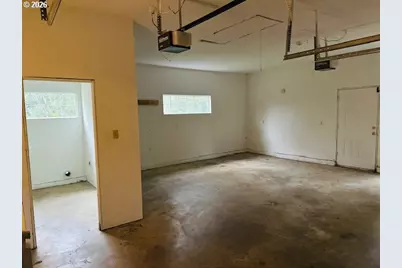 1660 SW Royal Dr, West Linn, OR 97068 - Photo 10