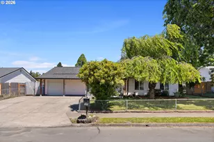 170 NE Robin Way, Gresham, OR 97030 - Photo 2