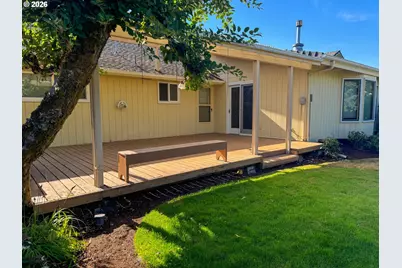 2641 Castle Dr, Springfield, OR 97477 - Photo 34