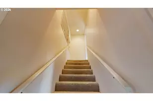 2641 Castle Dr, Springfield, OR 97477 - Photo 24