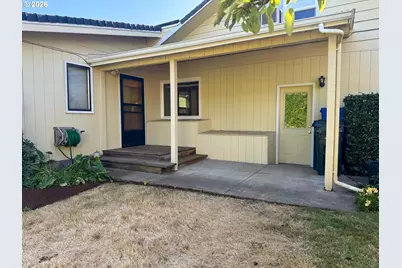 2641 Castle Dr, Springfield, OR 97477 - Photo 36