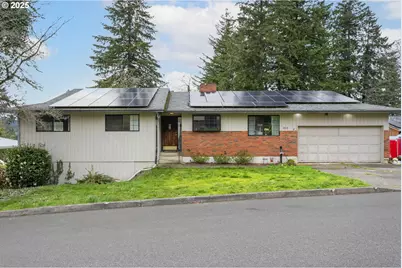 203 SE Ginseng Dr, Estacada, OR 97023 - Photo 2
