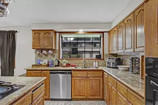 203 SE Ginseng Dr, Estacada, OR 97023 - Photo 12