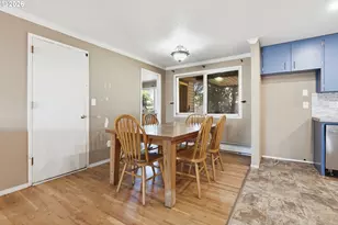 2293 Country Club Terrace, Woodburn, OR 97071 - Photo 8