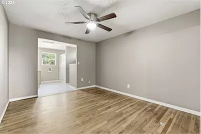 2293 Country Club Ter, Woodburn, OR 97071 - Photo 12