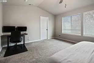 1042 S College St, Newberg, OR 97132 - Photo 10