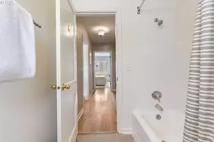 1424 NE 21st Ave, Portland, OR 97232 - Photo 24