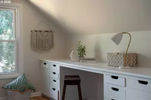 10030 NE Skidmore St, Portland, OR 97220 - Photo 26
