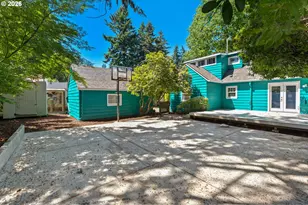 10030 NE Skidmore St, Portland, OR 97220 - Photo 36