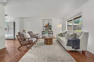 7030 SW 78th Ave, Portland, OR 97223 - Photo 2