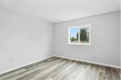 301 E Court St, Condon, OR 97823 - Photo 4