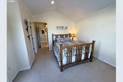 1027 Wasco St, Hood River, OR 97031 - Photo 16