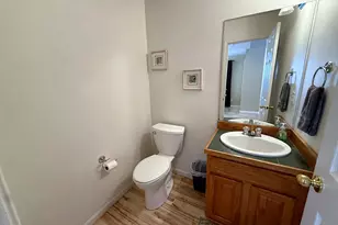1027 Wasco St, Hood River, OR 97031 - Photo 32