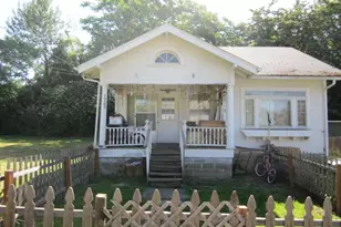 1725 SE Mill St, Roseburg, OR 97470 - Photo 2