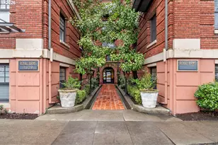 1829 NW Lovejoy St, Portland, OR 97209 - Photo 2