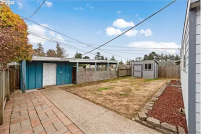 3123 Oak St, North Bend, OR 97459 - Photo 30