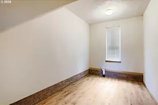 2539 SE 141st Ave, Portland, OR 97236 - Photo 6