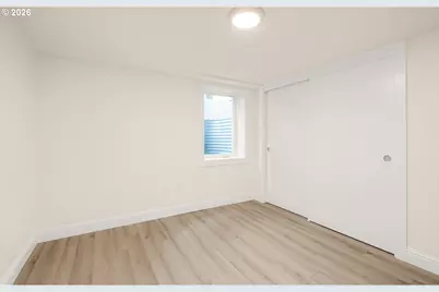 13001 SE Claybourne St, Portland, OR 97236 - Photo 18