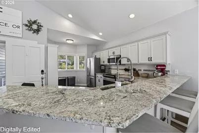 2026 Royal St Georges Dr, Florence, OR 97439 - Photo 6