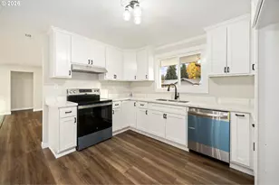 13949 NE San Rafael St, Portland, OR 97230 - Photo 8