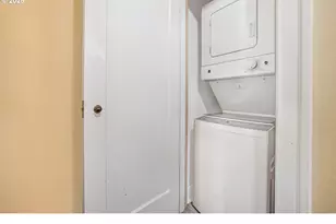 2634 NE Broadway St, Portland, OR 97232 - Photo 20