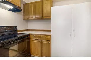 2634 NE Broadway St, Portland, OR 97232 - Photo 26