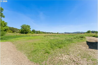 0 Healy Rd, Roseburg, OR 97471 - Photo 8