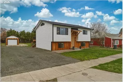 160 SE 5th Ave, Milton-Freewater, OR 97862 - Photo 2