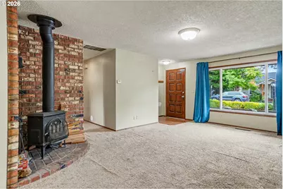 115 Grant St, Silverton, OR 97381 - Photo 8