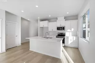 436 SW 32nd St, Battle Ground, WA 98604 - Photo 2