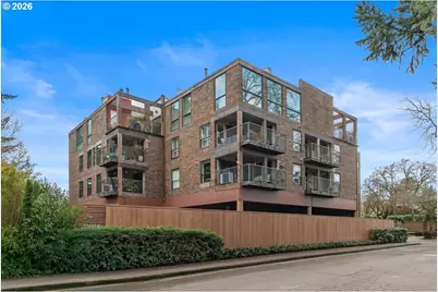 100 Leonard St #3-2, Lake Oswego, OR 97034 - Photo 2