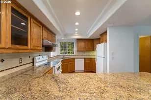 2340 Kelso Dr, Kelso, WA 98626 - Photo 6