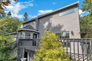 706 SW Colony Dr, Portland, OR 97219 - Photo 44