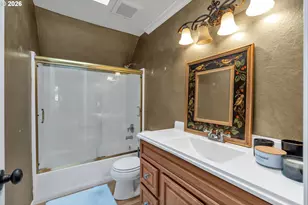 706 SW Colony Dr, Portland, OR 97219 - Photo 26