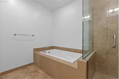 1728 NW Riverscape St, Portland, OR 97209 - Photo 24